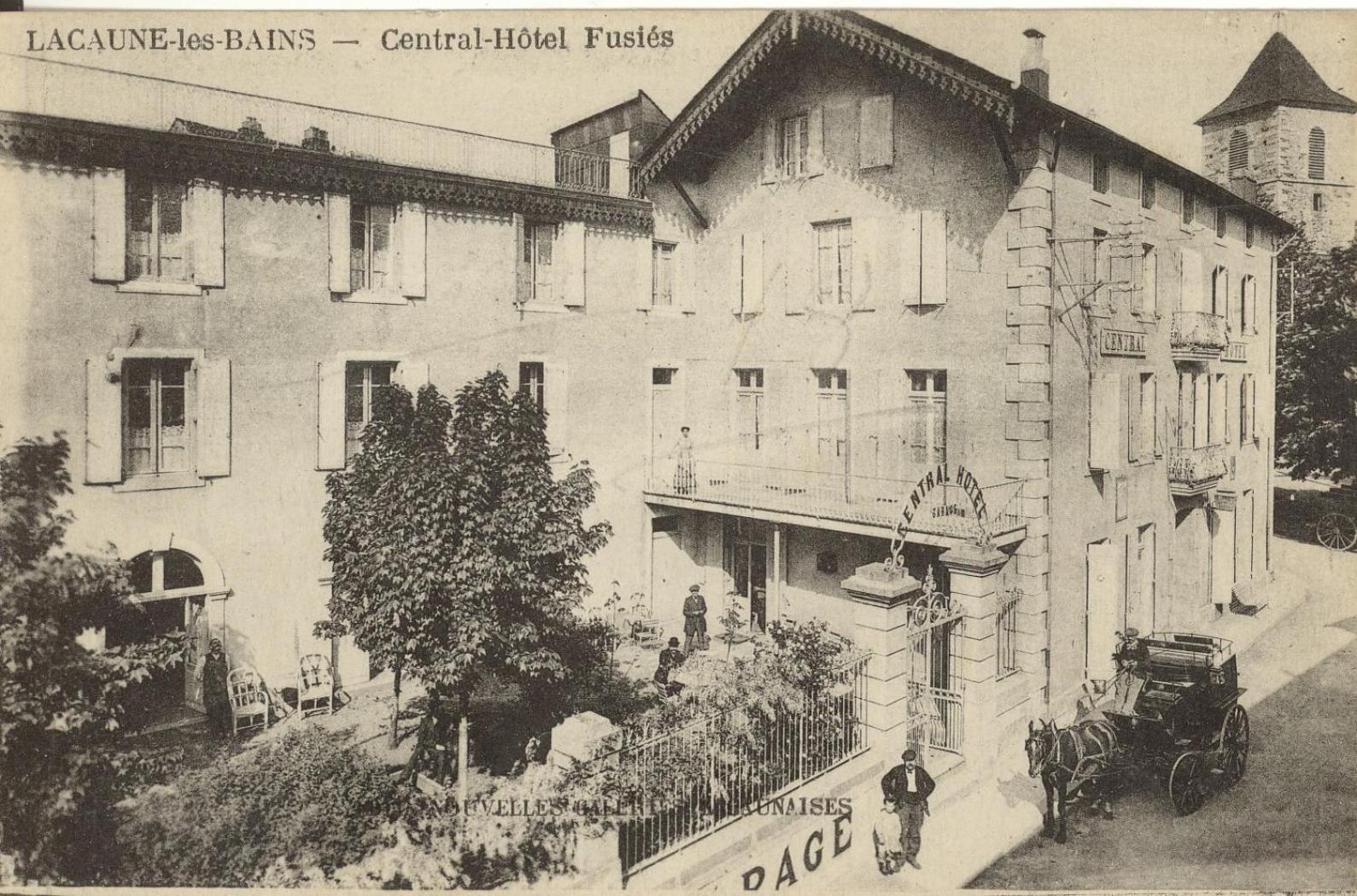 Logis Le Relais De Fusies Hotel Lacaune Bagian luar foto